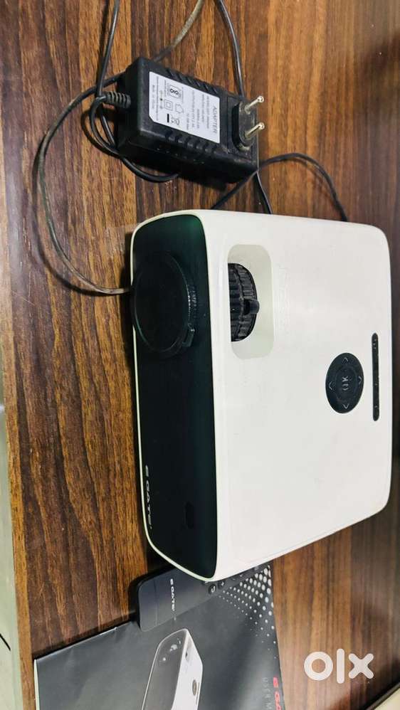 Brand New projector Egate K9 Pro Full HD