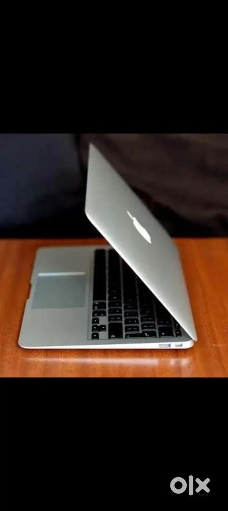 Macbook Air i5 Laptop