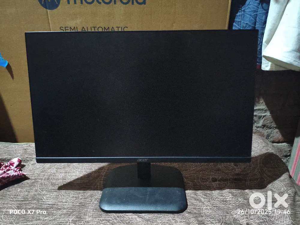 MONITOR 24 INCH