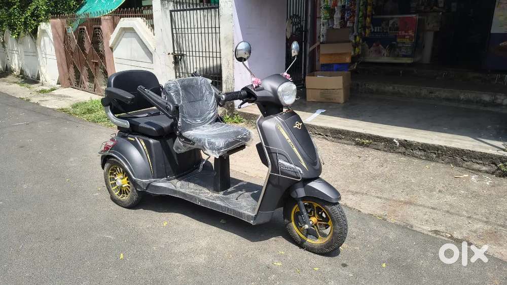 PEV PHANTOM EV SCOOTER 3 WHELLER