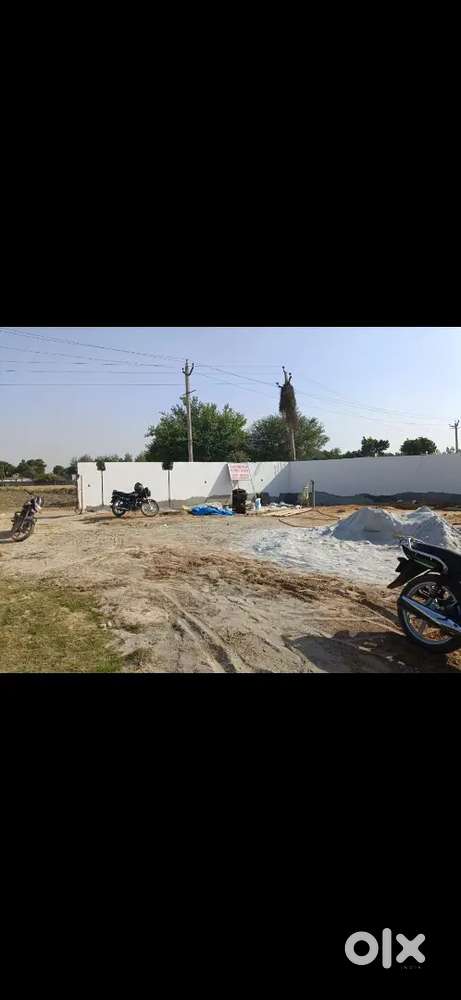 150 gaj plot 12 lakh ka residential plots geted society