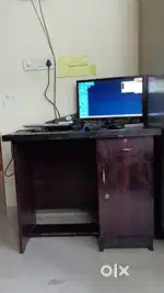 Computer table wooden