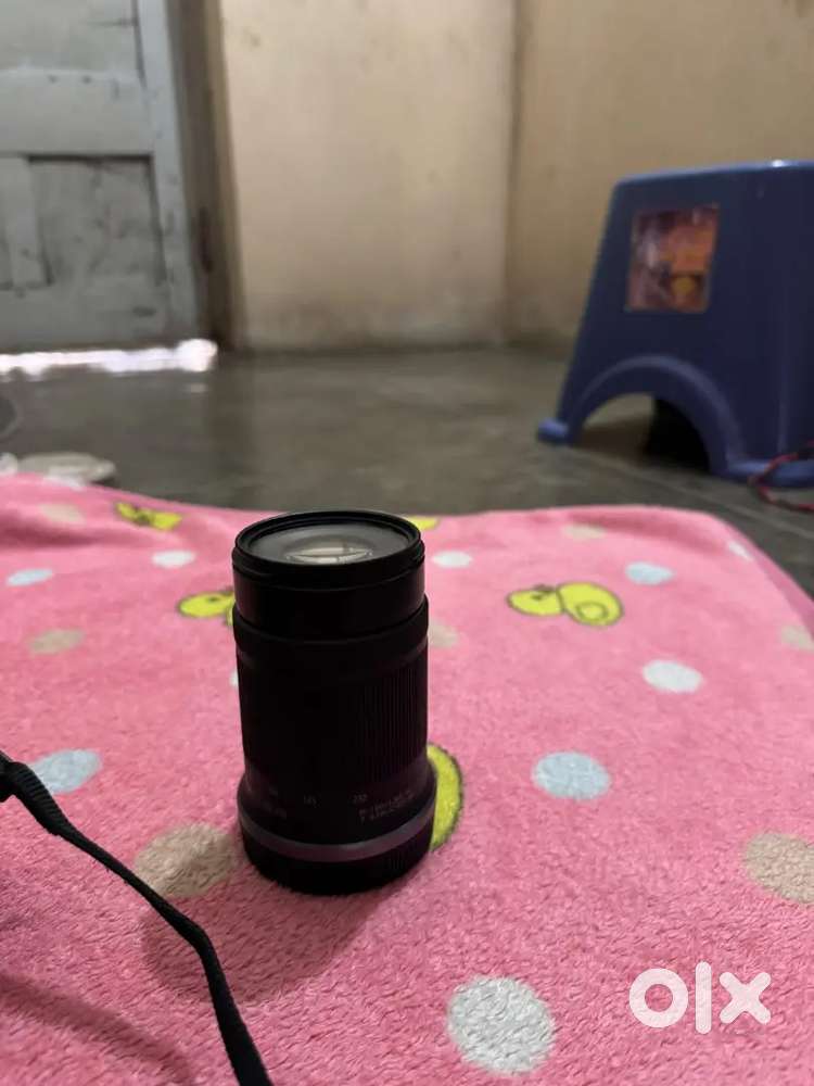 Canon EOS R50