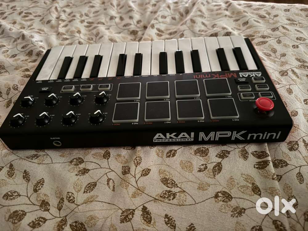 AKAI PROFESSIONAL MPK MINI - 25 key USB MIDI KEYBOARD CONTROLLER
