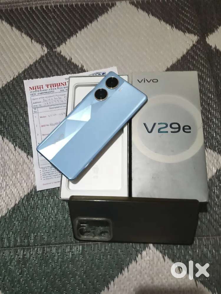 Vivo V29E 8/128. 5G  Curve display