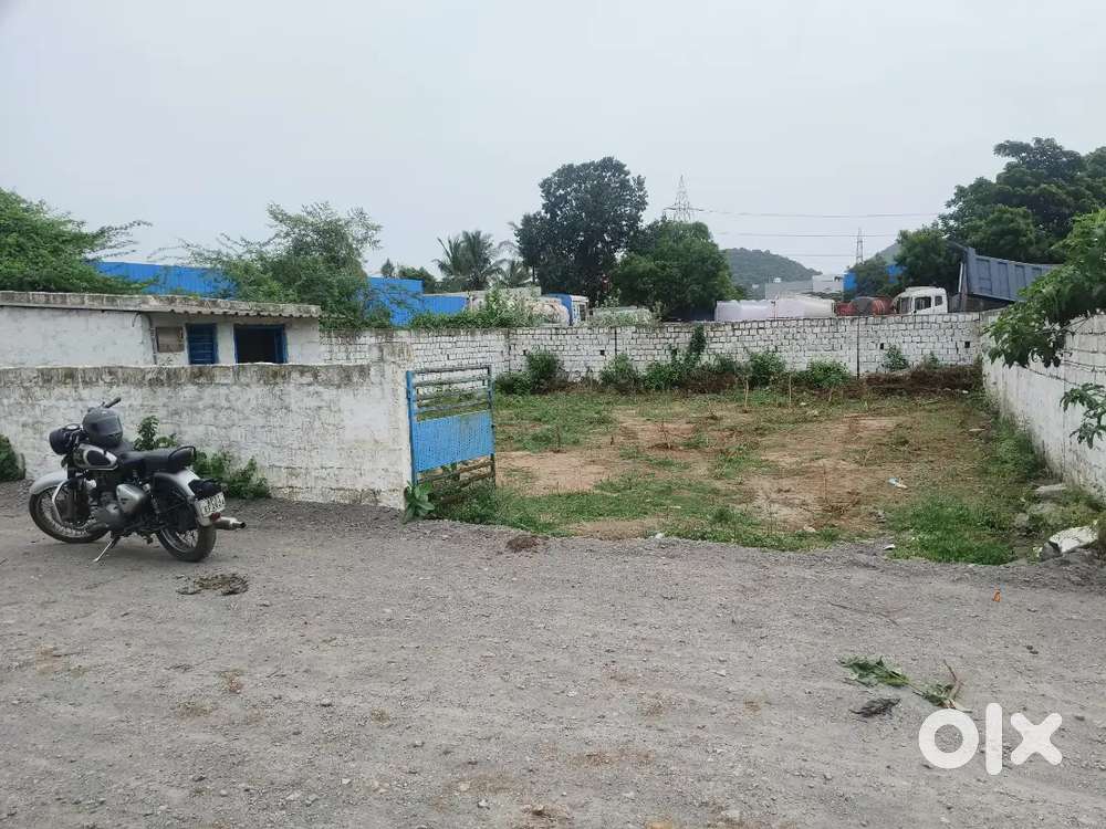 COMMERCIAL PLOT