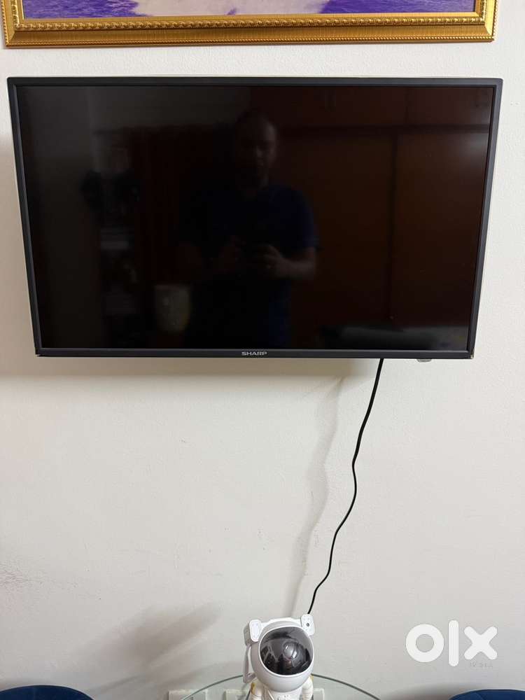 32 inch SHARP LED TV