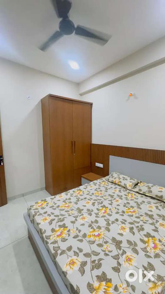 Fully Furnished 1Rk Zero Brokarege!! Near Bombay Hospital