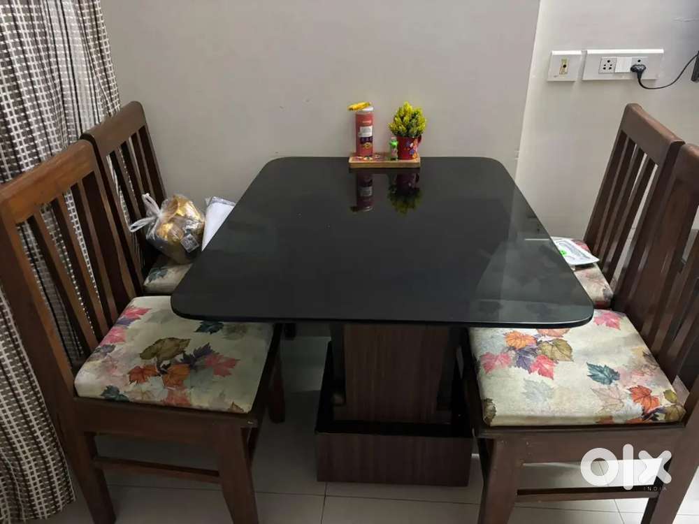 Wooden dining table- 4 seater