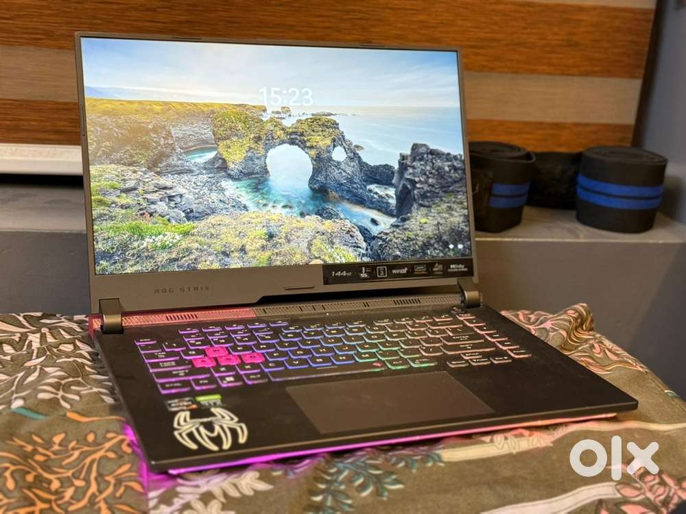 ROG strix laptop