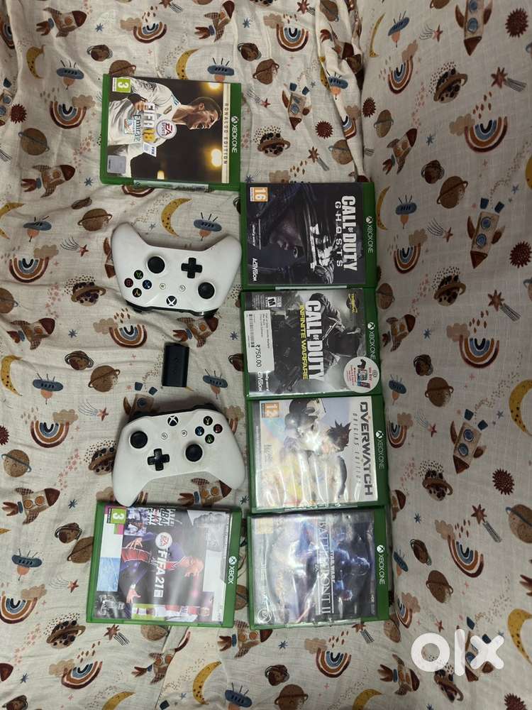 Xbox One S controller and Games