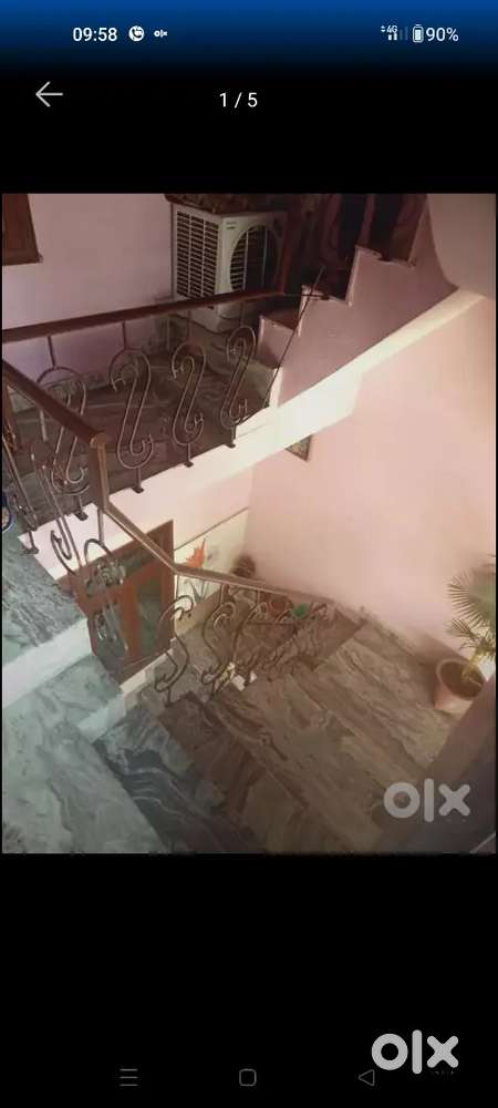 So sweet line mein one room set rent ke liye very nice Makan hai
