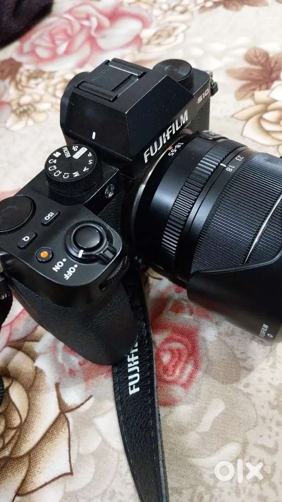 Fujifilm X-S10