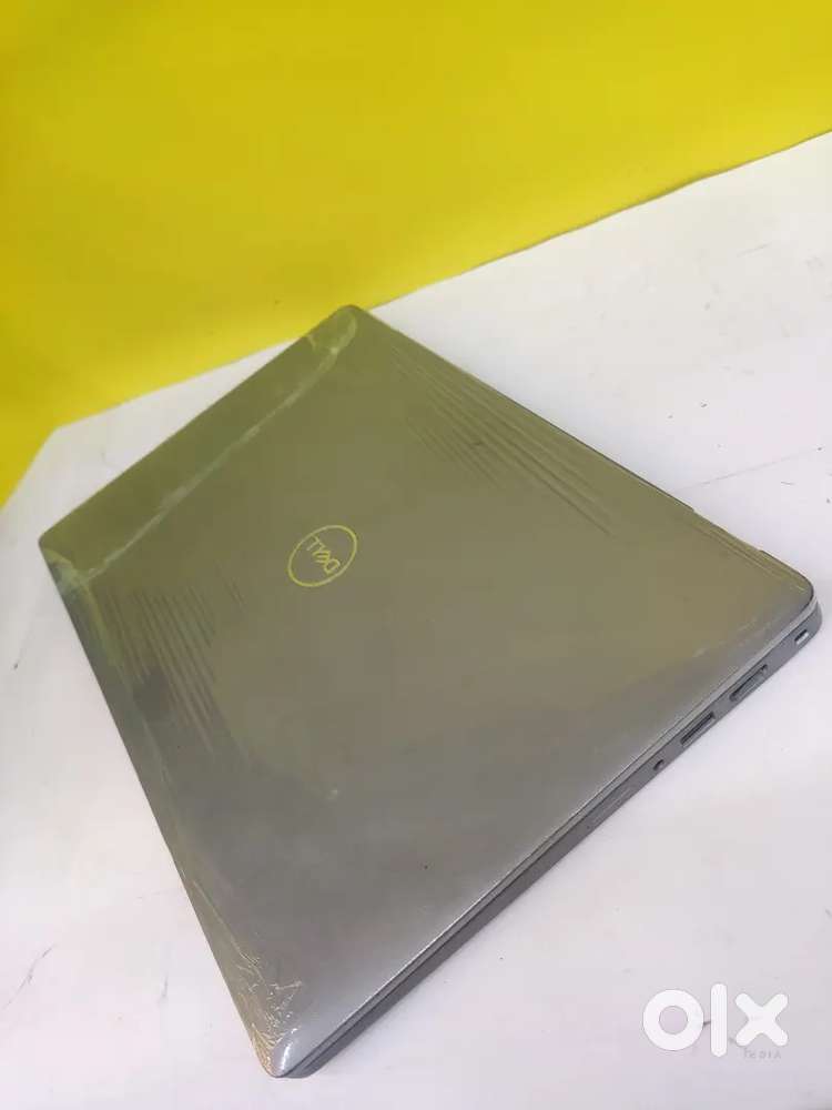 DELL Laptop/Lifetime service warranty/ Core i5/8GB DDR4 RAM/256GB SSD