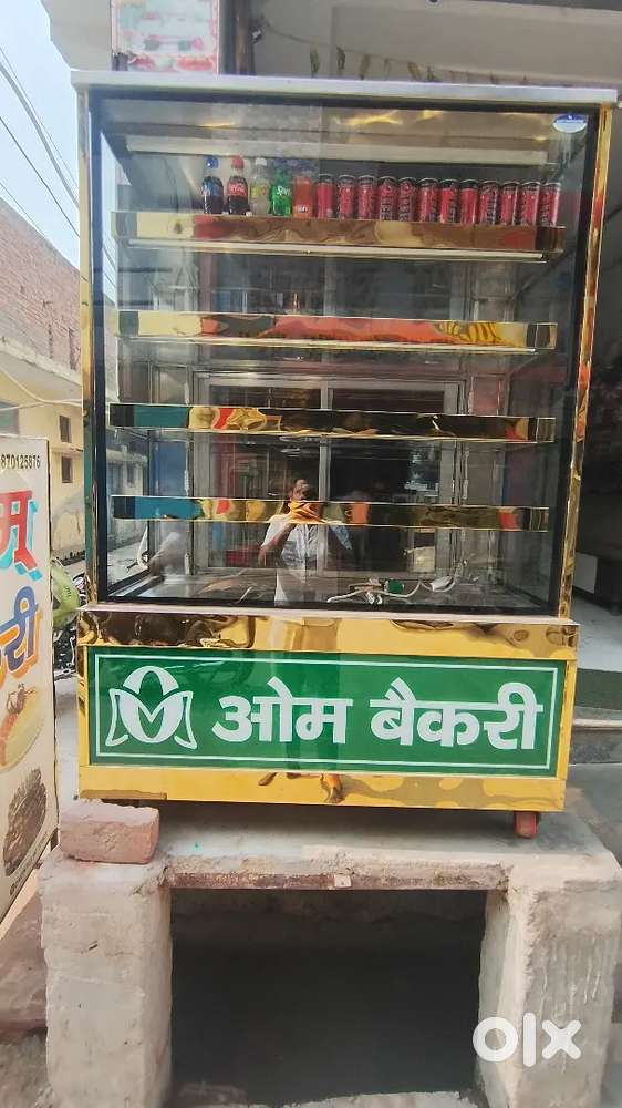 Bakery fridge counter