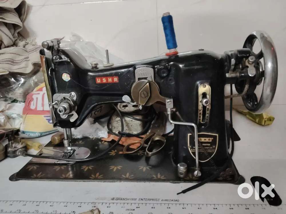USHA FULL SUTTER MACHINE