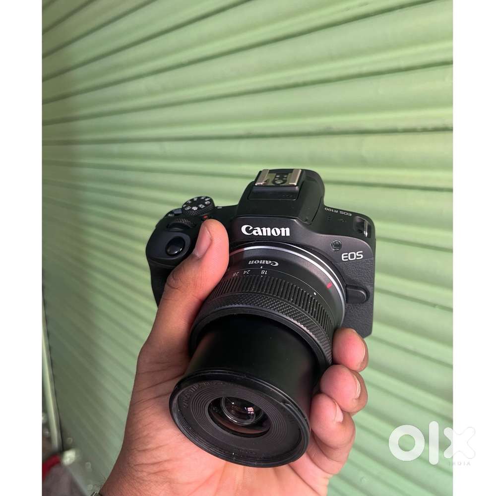 Canon R100