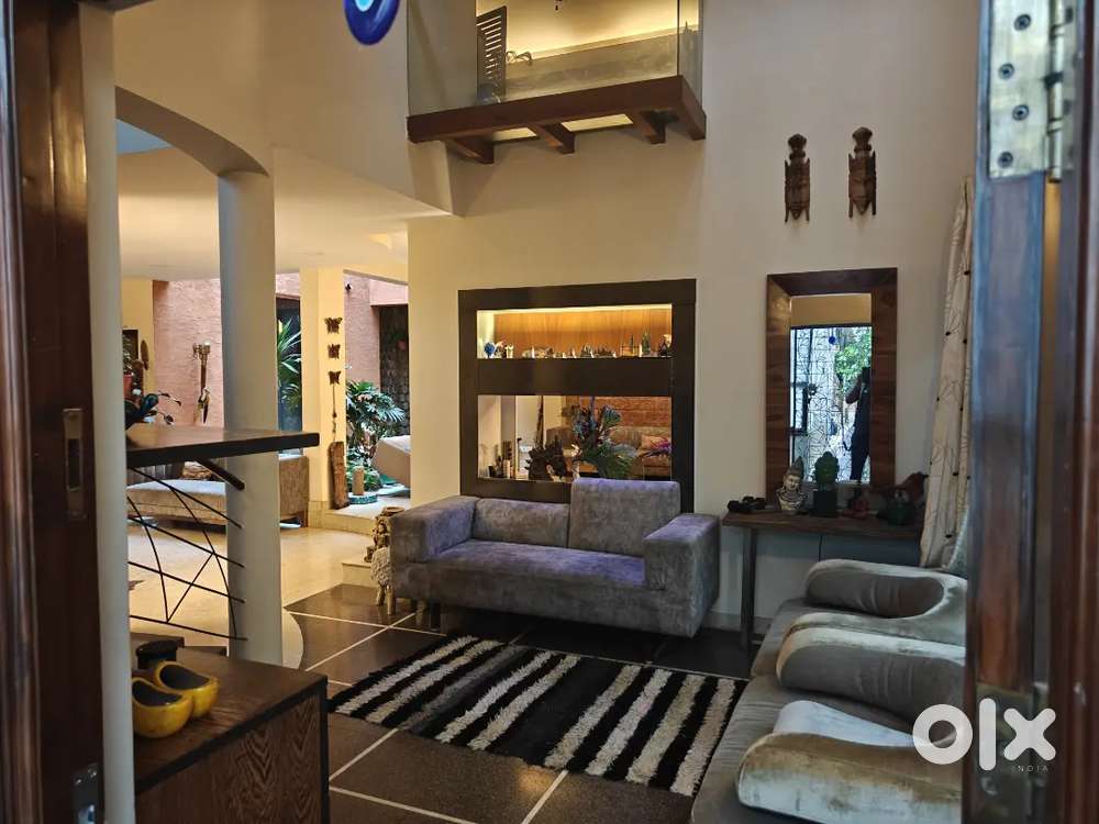 FEMALE HOUSE MANAGER FOR FAMILY HOME IN BANGALORE