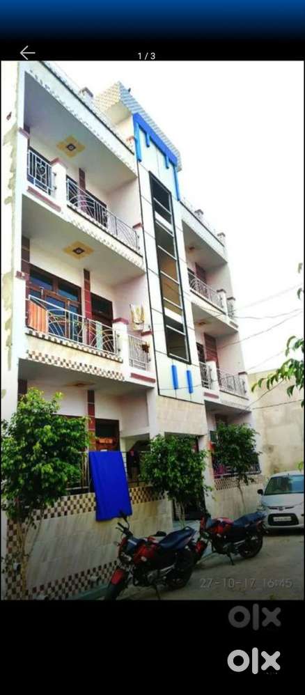 Sell my falt avilable on niwadi road 30ft road prime location