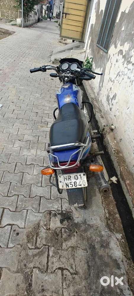 Bajaj ct100 2016  local no insurance upto 2026 only affidavit