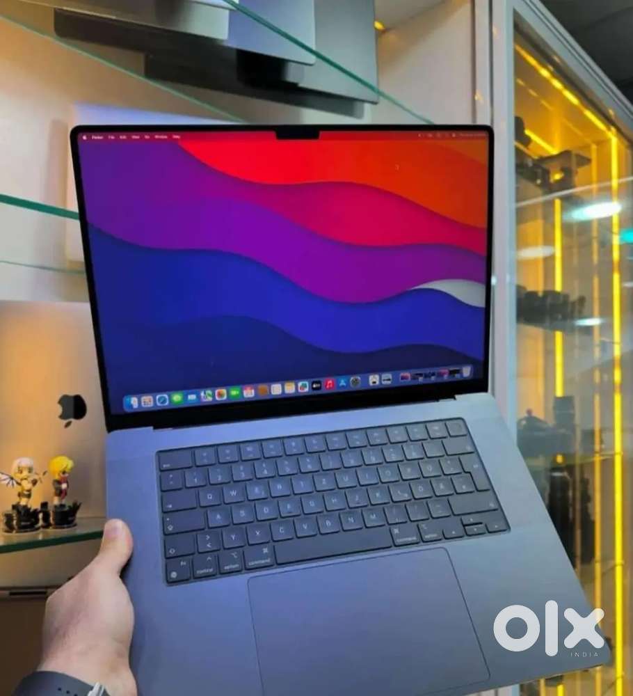 APPLE MACBOOK M3 PRO 36GB RAM 16 INCH DEMO UNIT