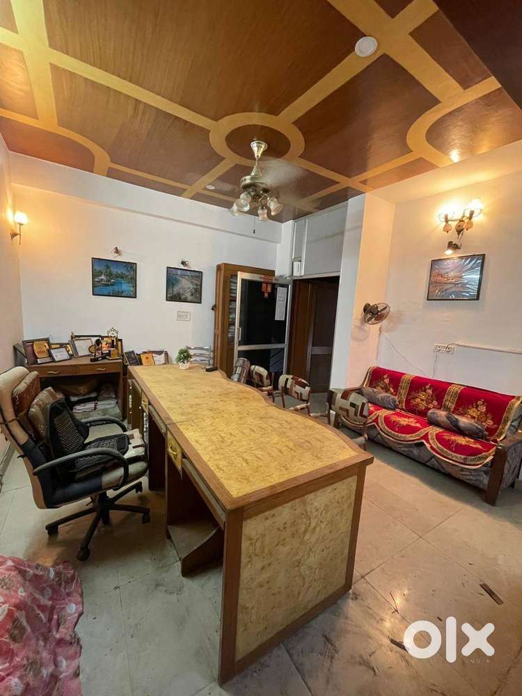 2 shop/office for sale (Rs.17 lacs each)