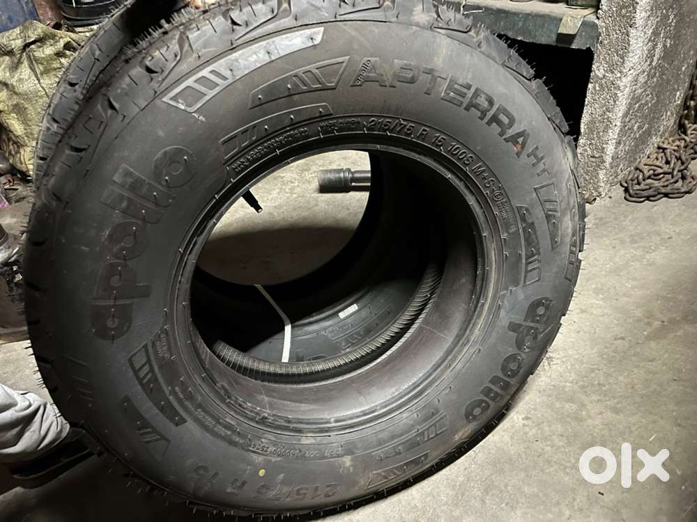 215/75/R15 apollo tyre. New tyre