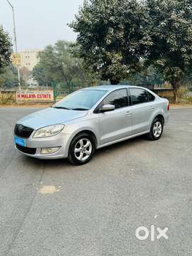 Skoda Rapid 2013-2016 1.6 MPI Ambition With Alloy Wheel, 2015, Petro..