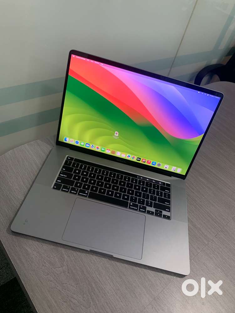 Apple MacBook Pro 2019 i9-32GB-512GB TouchBar Bill & Warranty