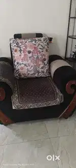 3+2 Sofa set
