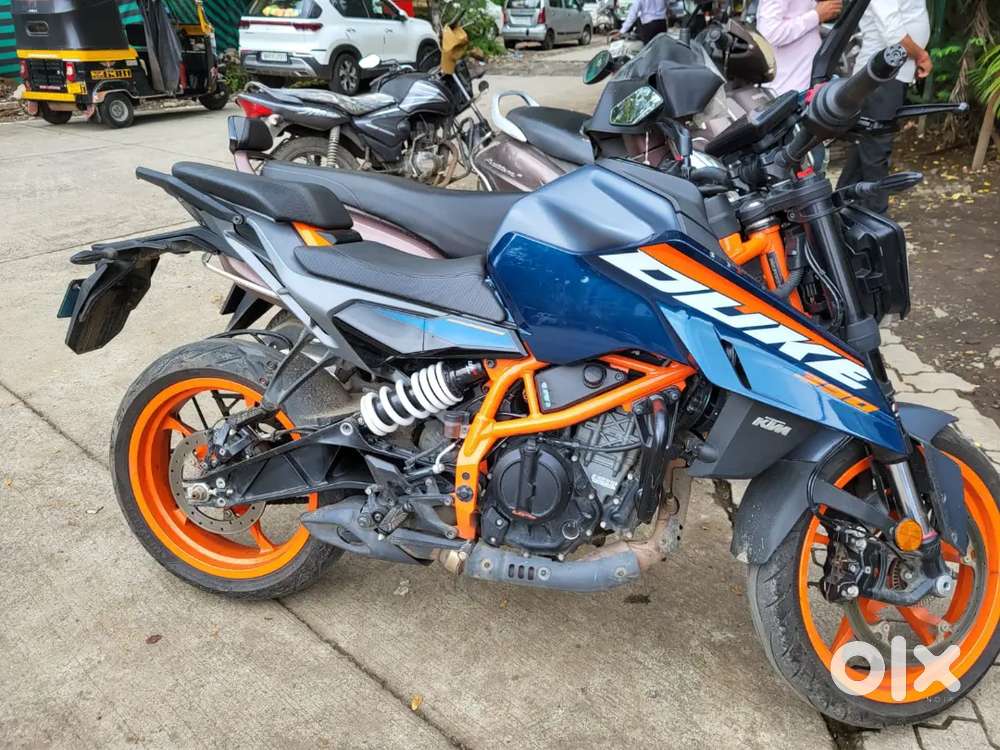 KTM Duke 390 2023, BS6, 4119kms.