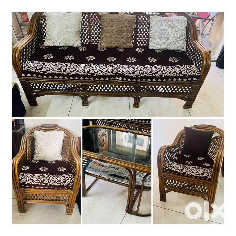 Bamboo sofa set + coffee table, cushions(3+2) , mattres (1+2).