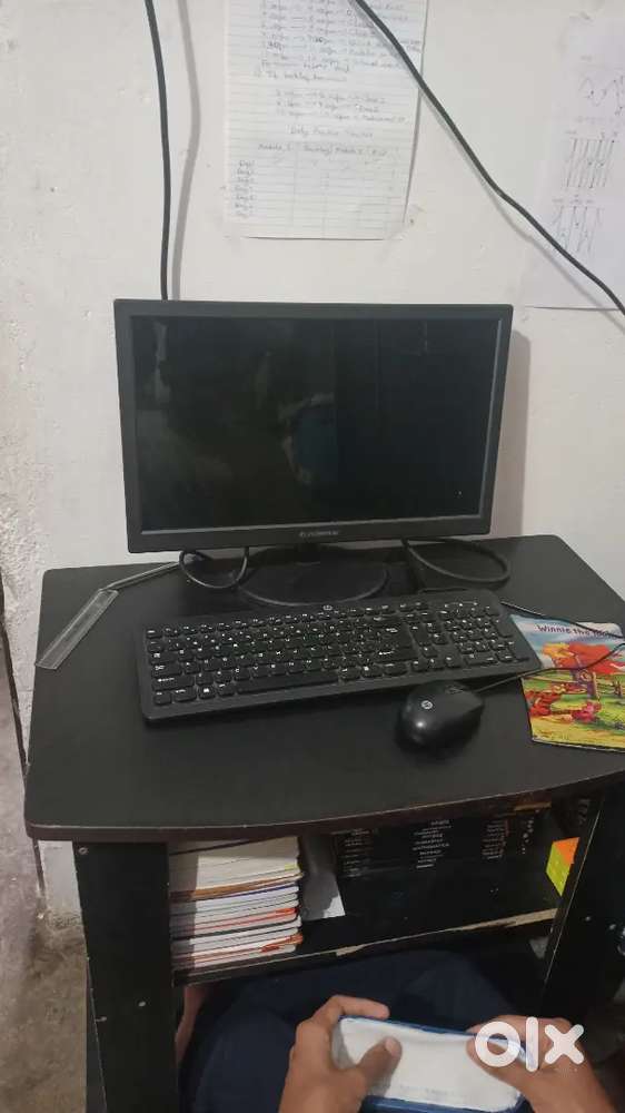 Monitor key borad with mouse dongle bluthooth