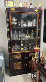 Showcase with cabinet only for small hall sailing