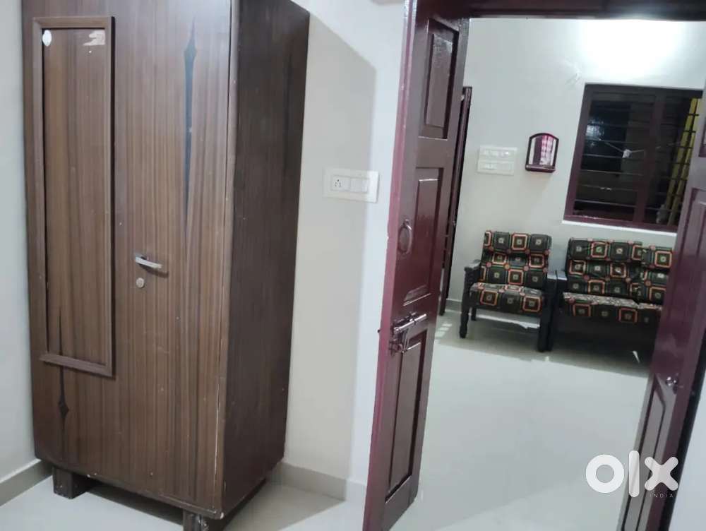 Well furnished with cot, cupboard, sofa located at KHB bondel