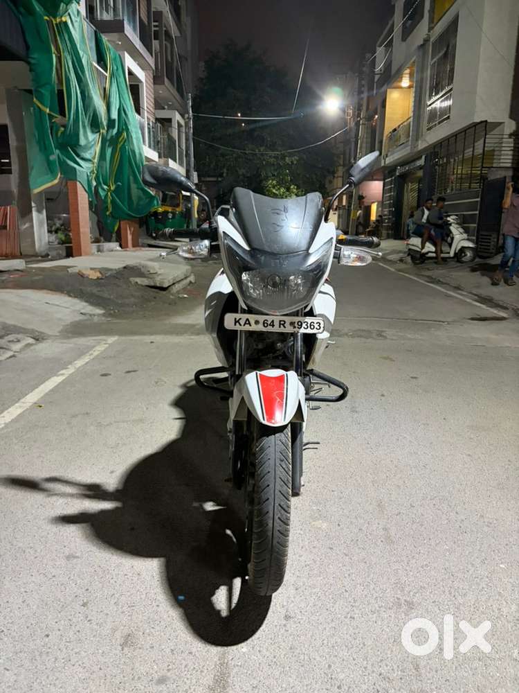 Tvs apache rtr 160 cc abs bs4 model