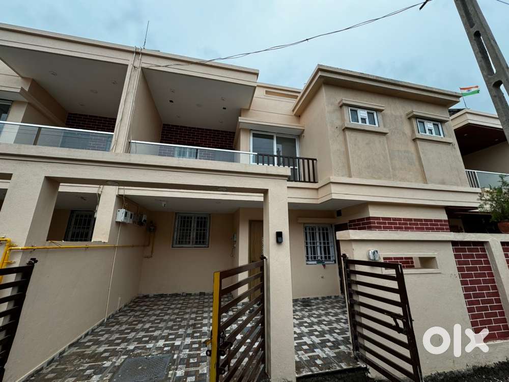 Fully furnished Independent house on rent for family