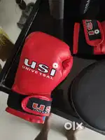 Boxing gloves