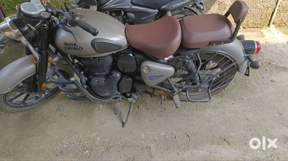 Gunmetal grey colour