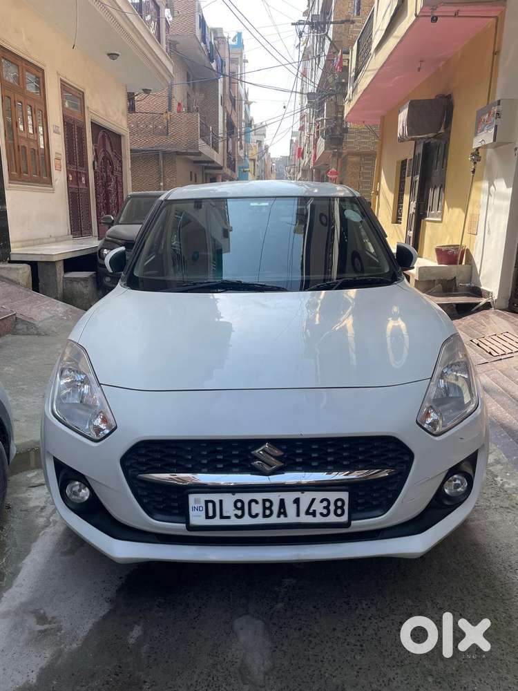 Maruti Suzuki Swift VXi + Manual, 2022, Petrol
