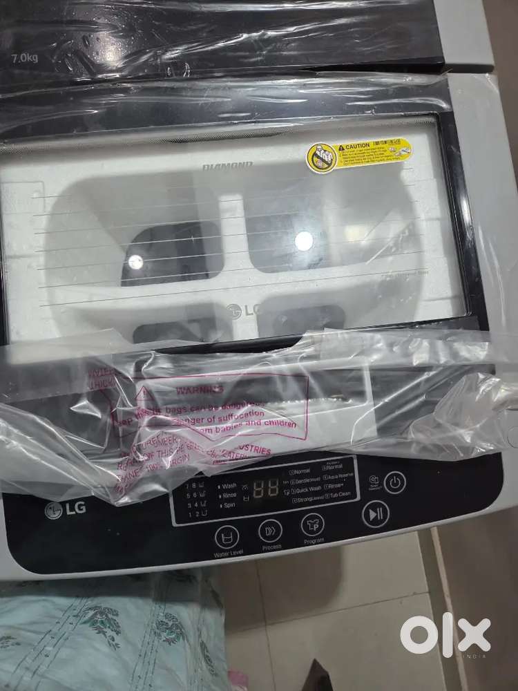 Lg washing machine ( new) ( not opened)