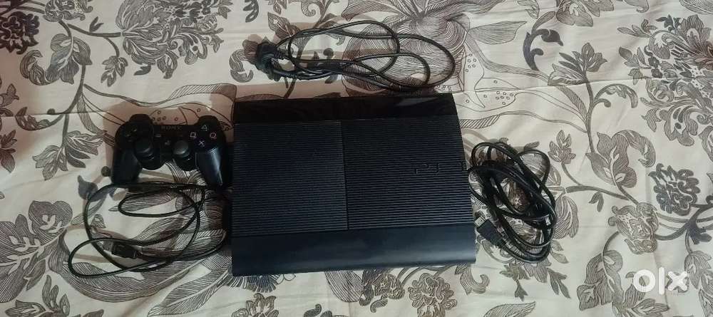 Sony Play station 3 super slim (PS3) Game console system