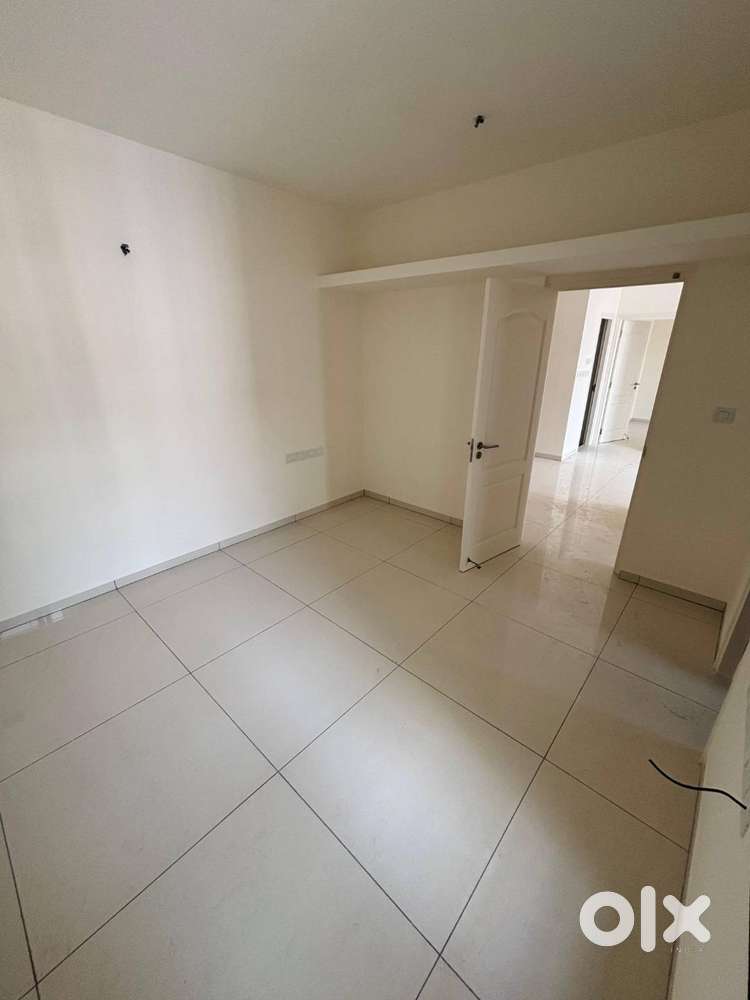 New apartment and ready to move