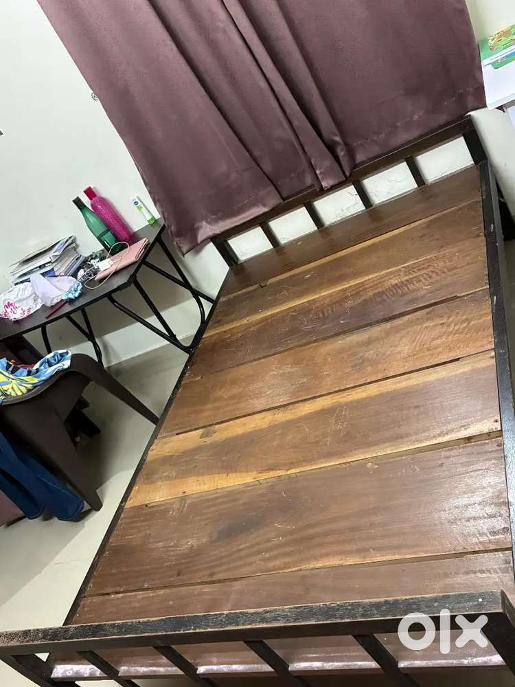 Wooden cot