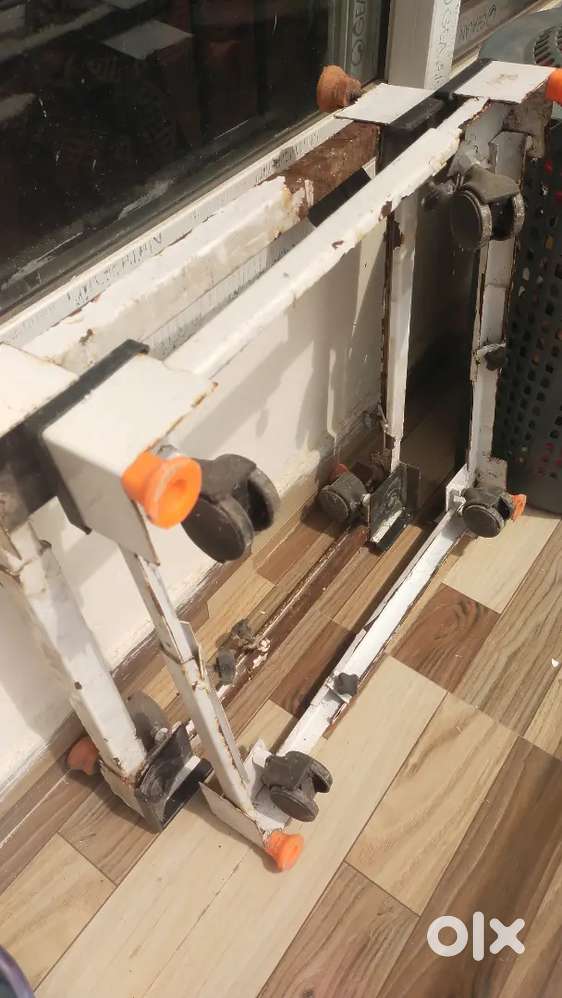 Washing machine stand