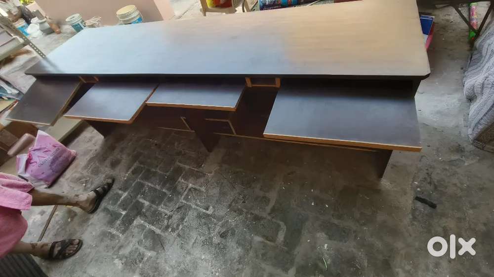Computer Table Counter