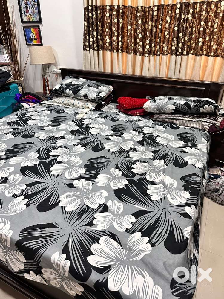 6/6 master bedroom Bed