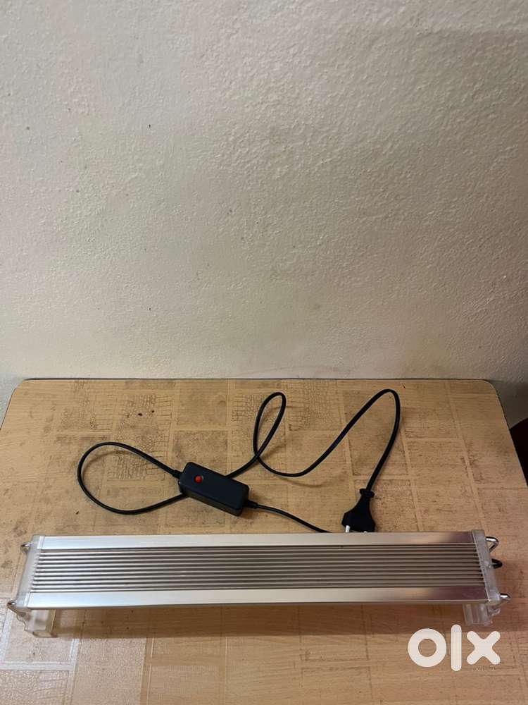 SUNSUN planted tank light for sale (1.5 to 2ft tanks)