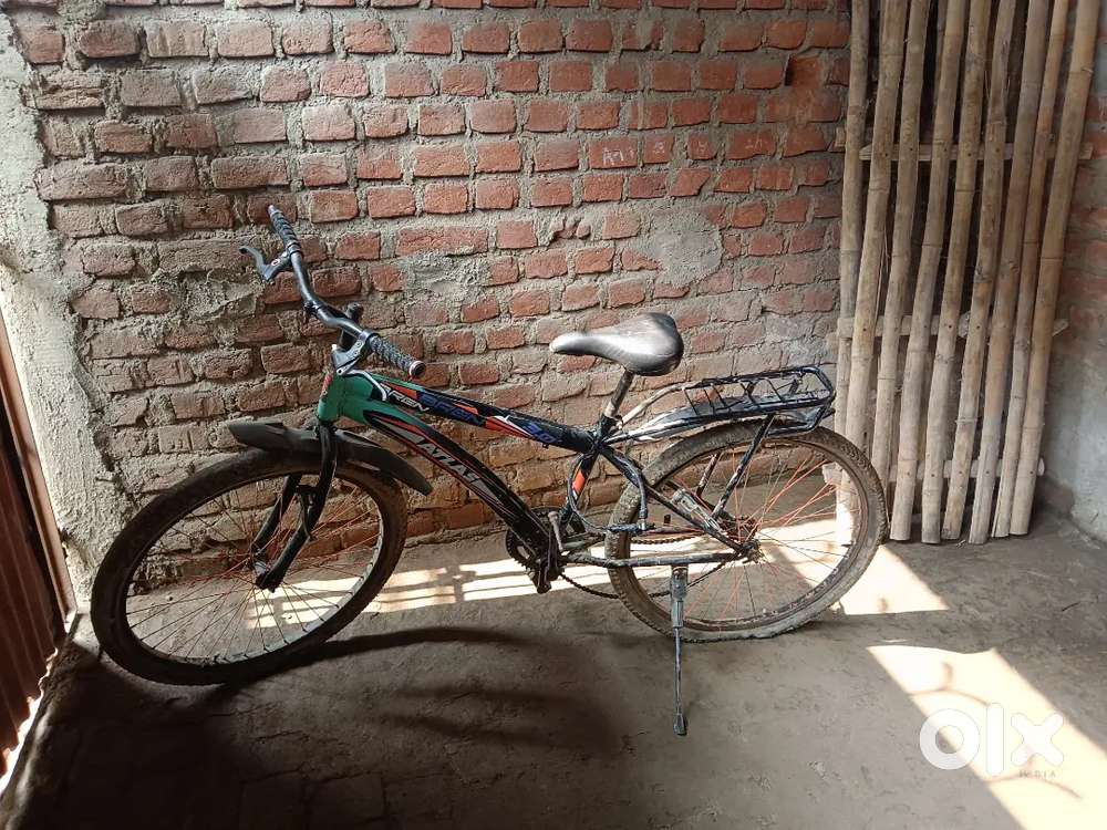 1 years old cycle add tyre