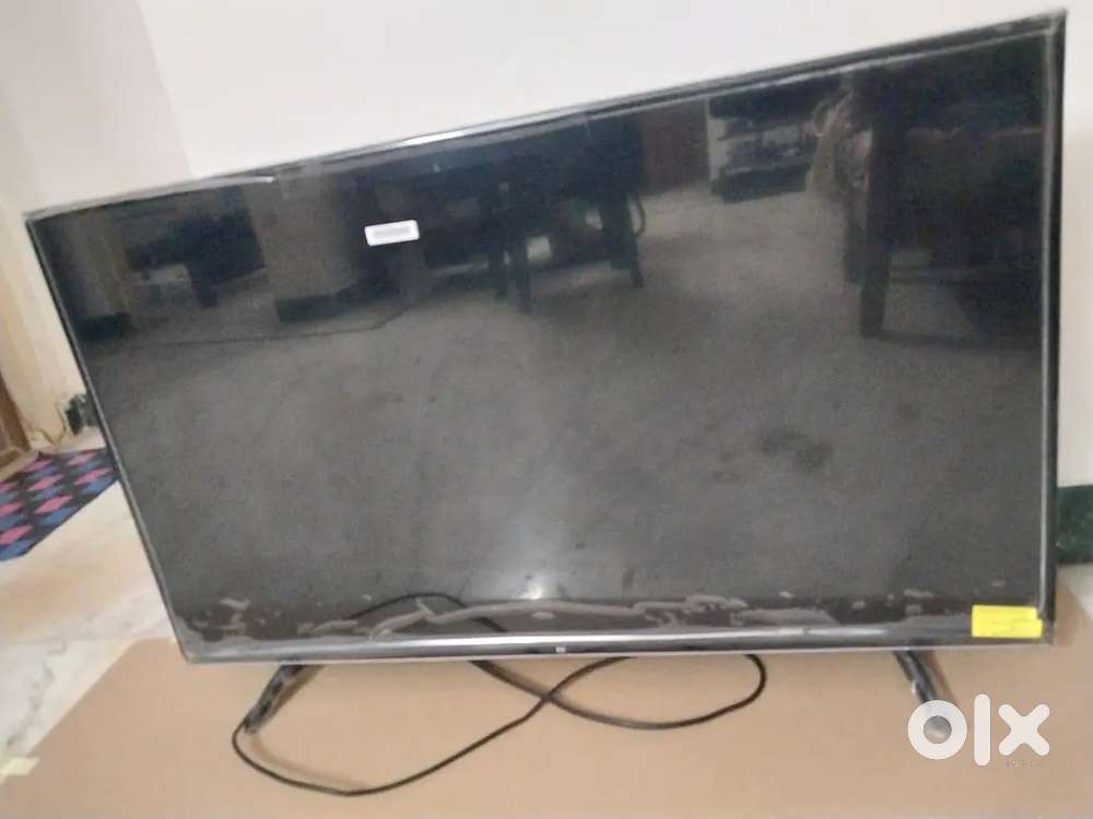 MI Tv 43 inches